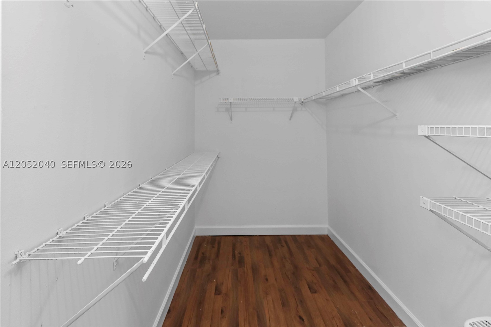 CAMELOT ONE CONDO - Residential