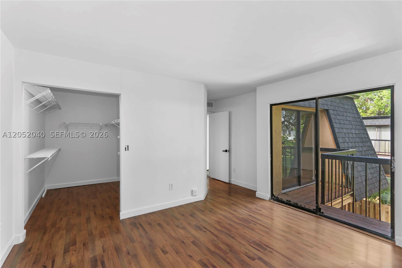 CAMELOT ONE CONDO - Residential