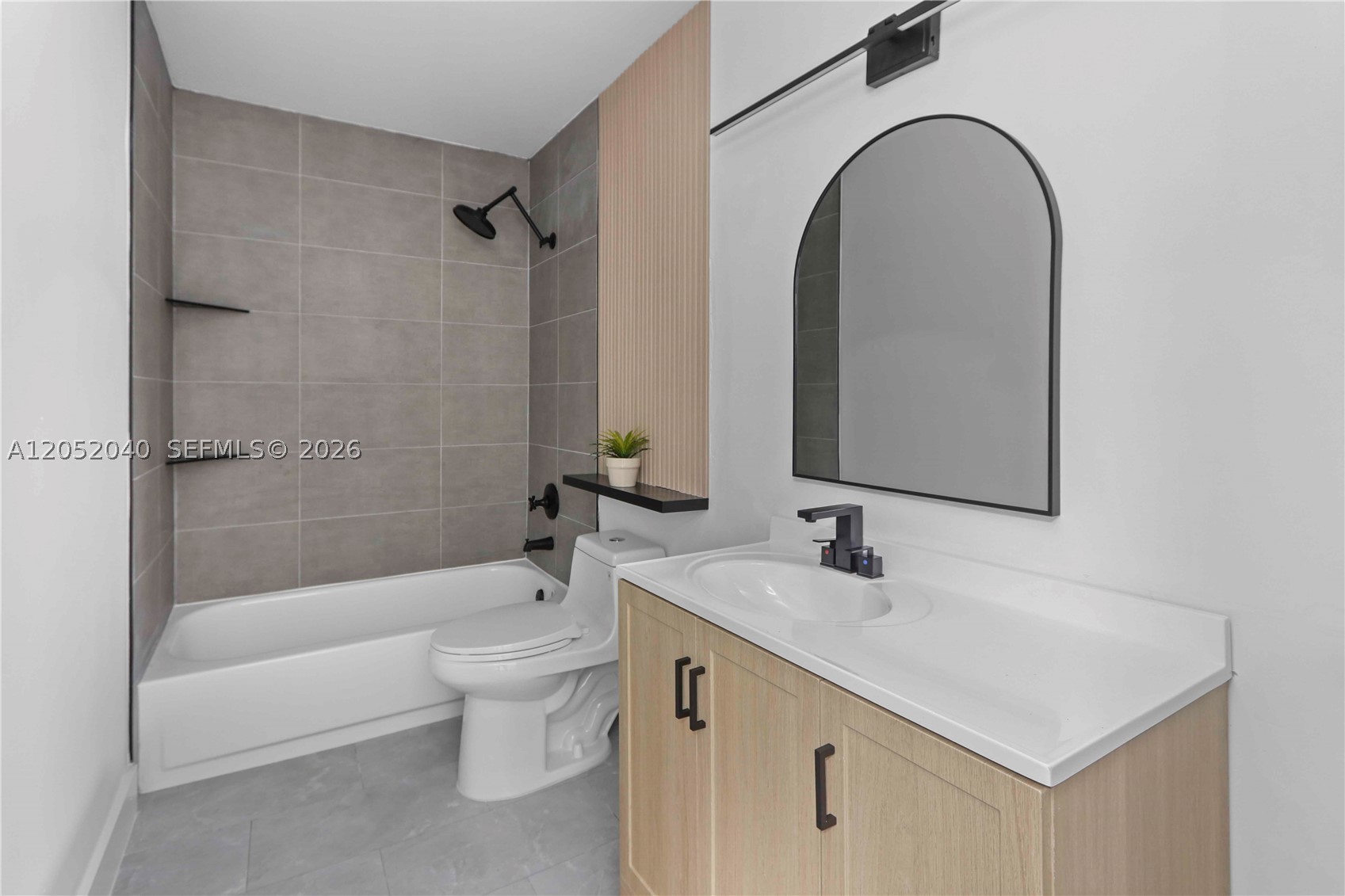 CAMELOT ONE CONDO - Residential