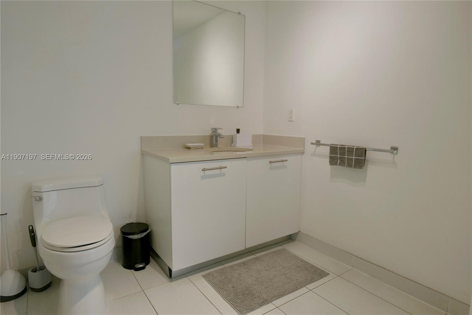 MIDBLOCK MIAMI CONDO - Residential