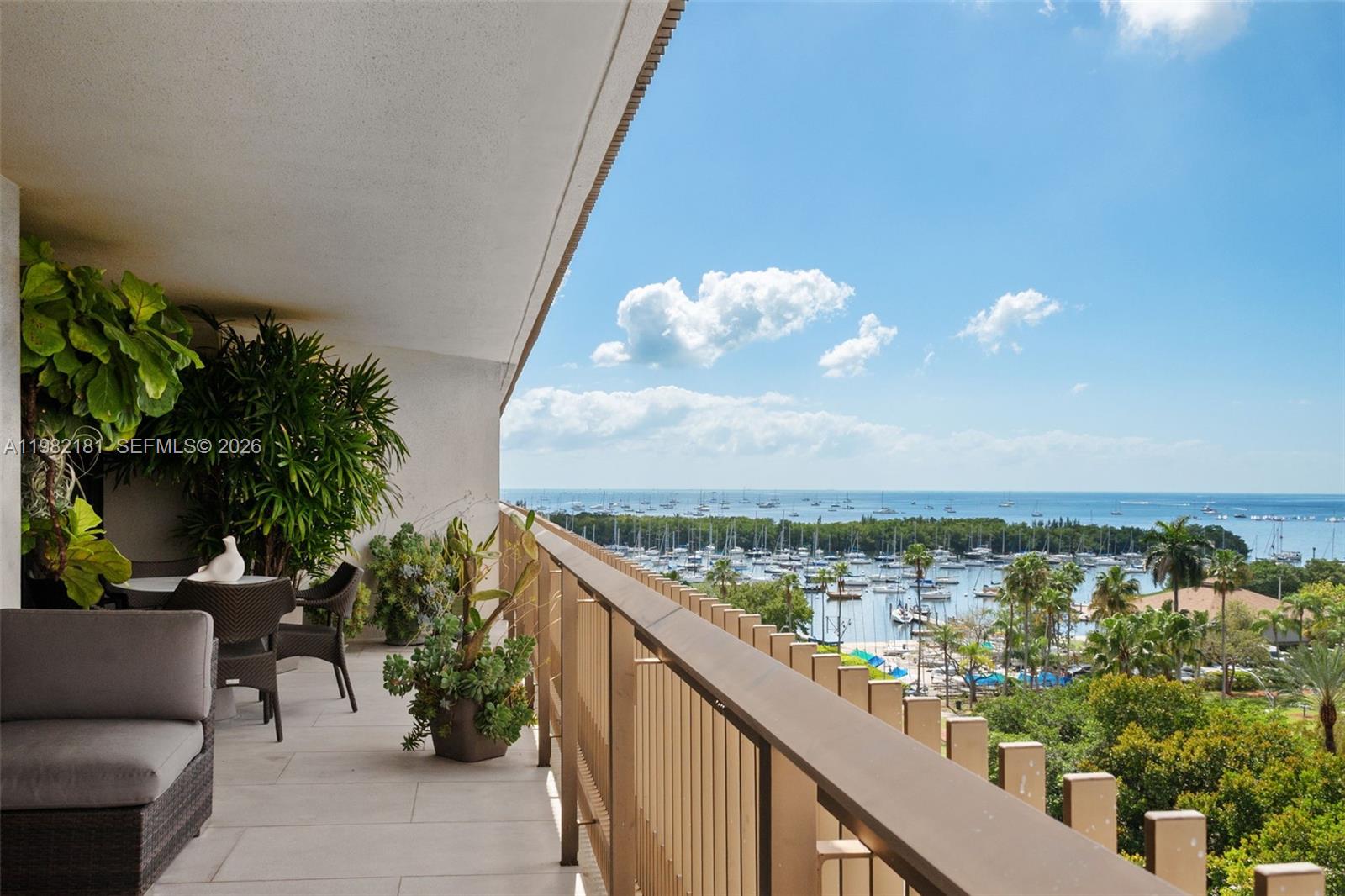 YACHT HARBOUR CONDO - Residential