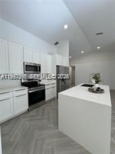 BONAVENTURE LAKES ADD 2 - Residential