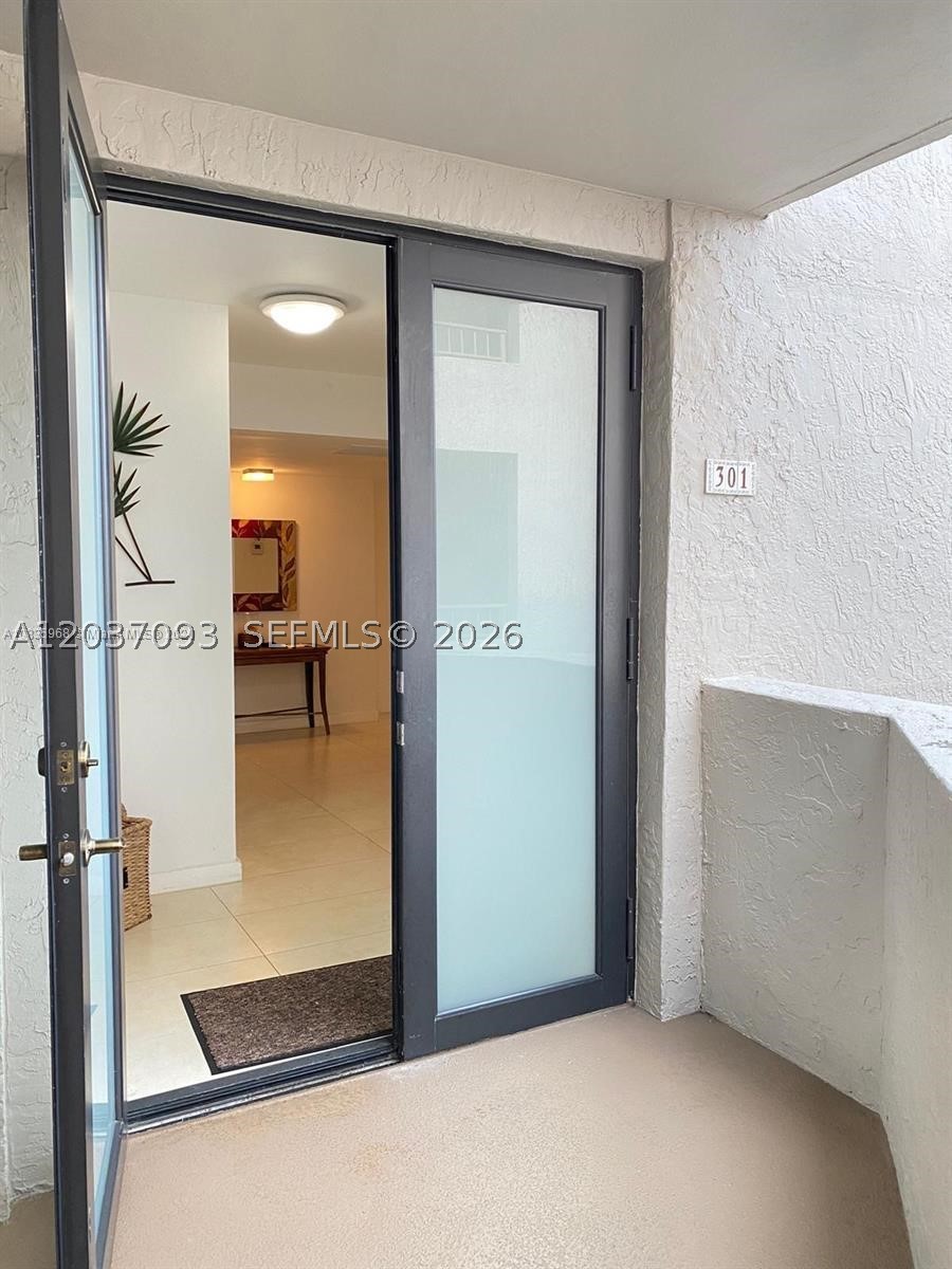 KEY COLONY NO 4 CONDO - Residential Lease