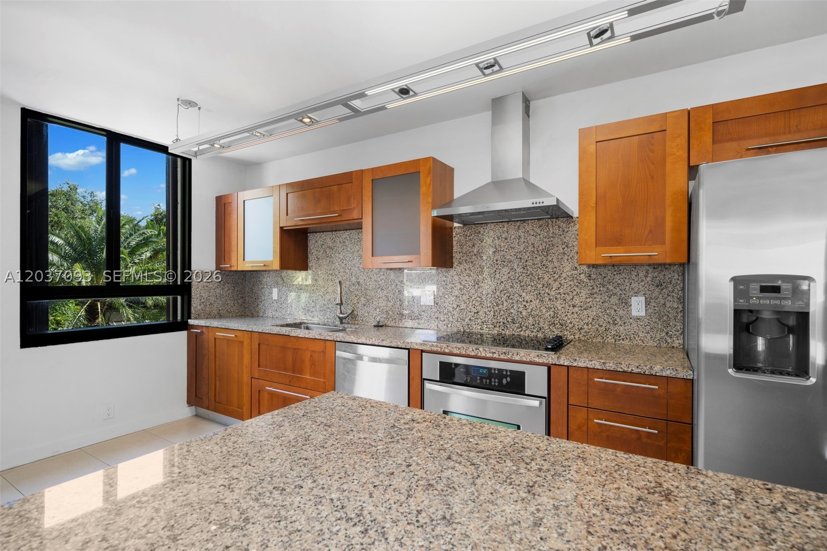 KEY COLONY NO 4 CONDO - Residential Lease