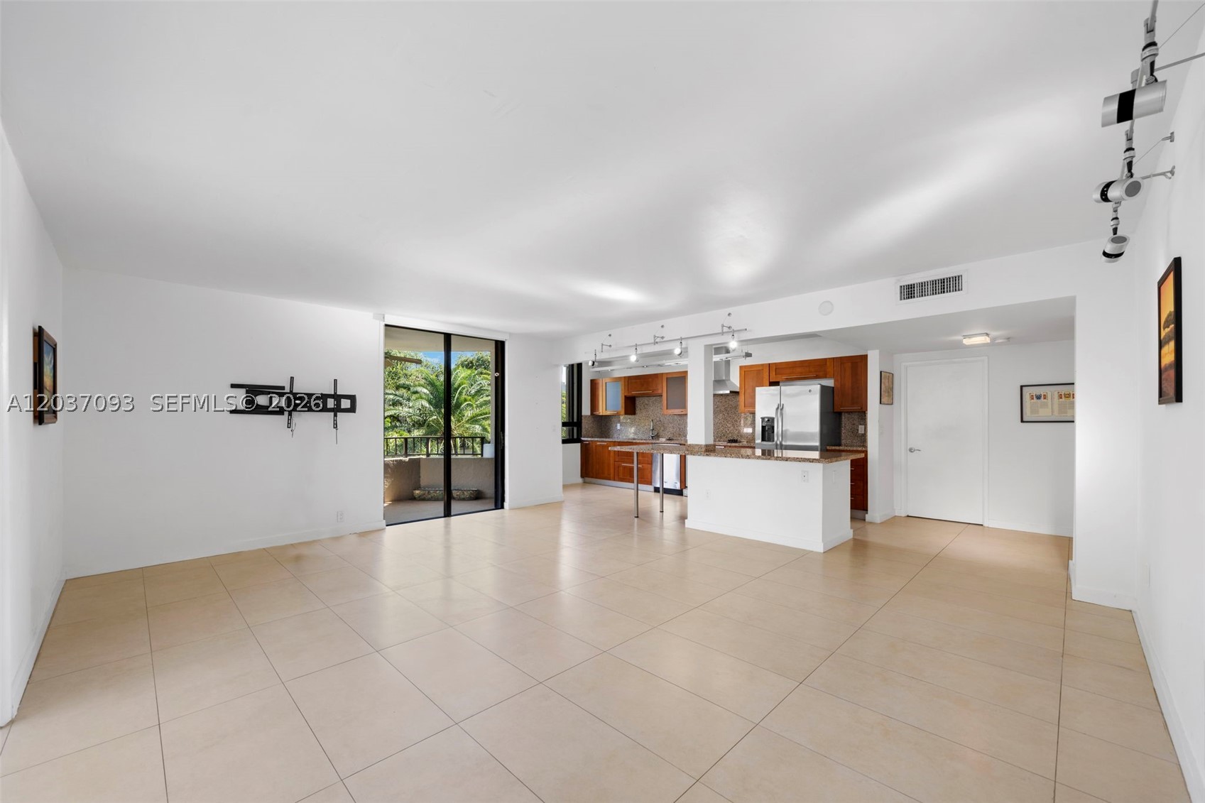 KEY COLONY NO 4 CONDO - Residential Lease