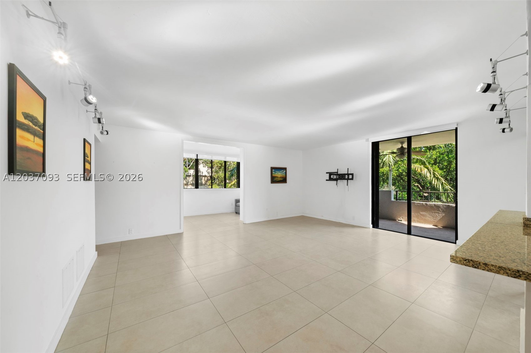 KEY COLONY NO 4 CONDO - Residential Lease