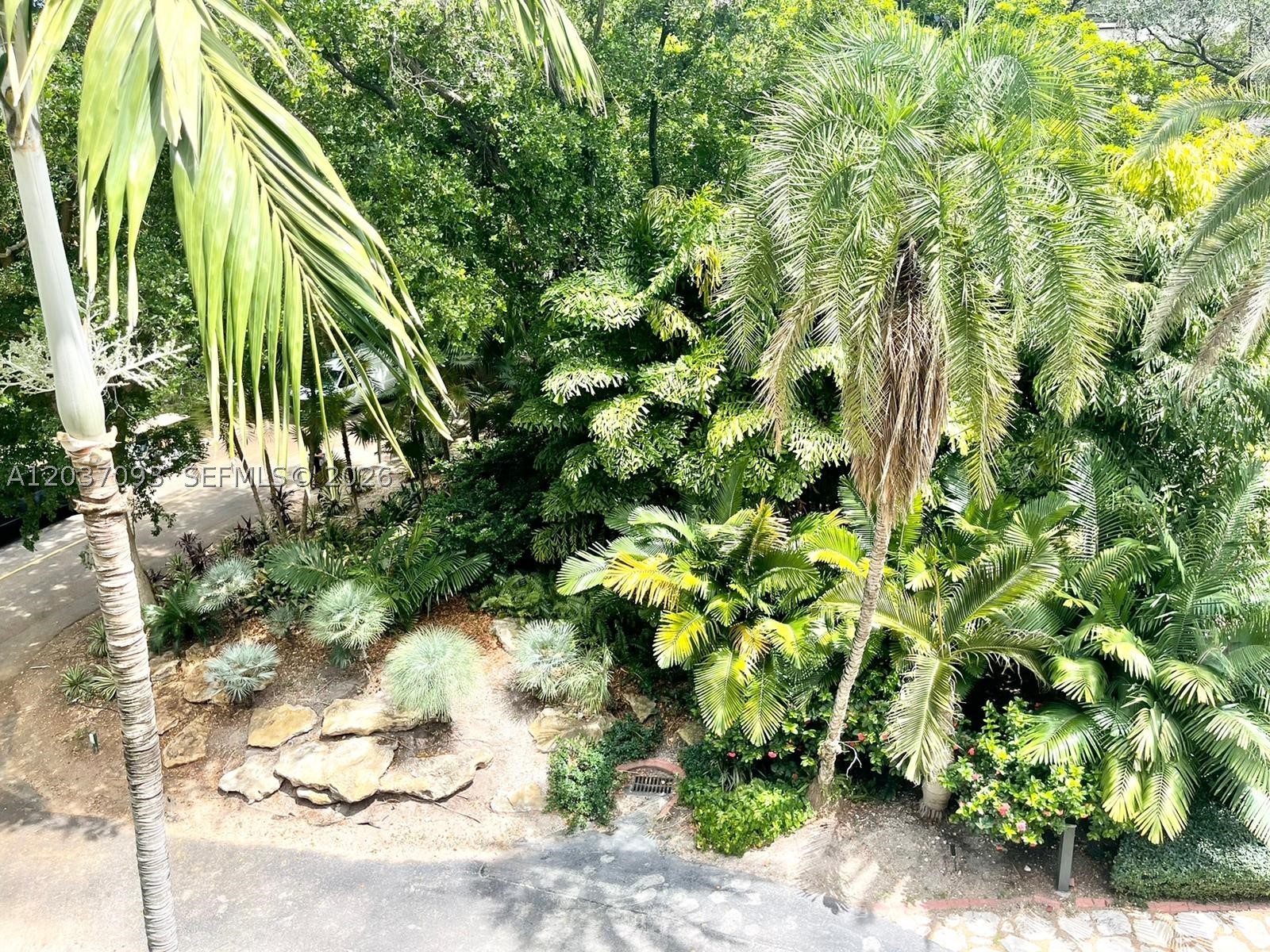 KEY COLONY NO 4 CONDO - Residential Lease