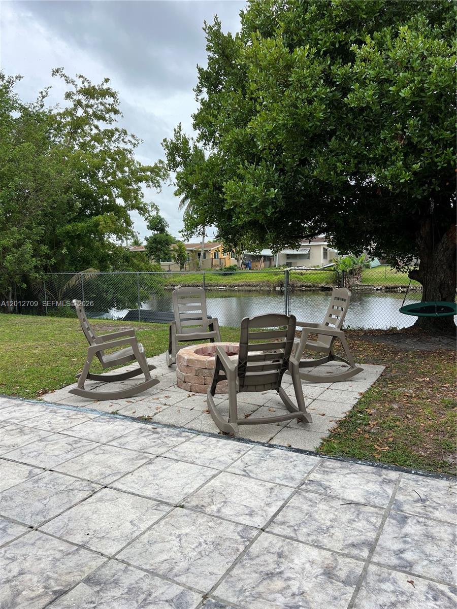 SUNRISE GOLF VILLAGE - Residential