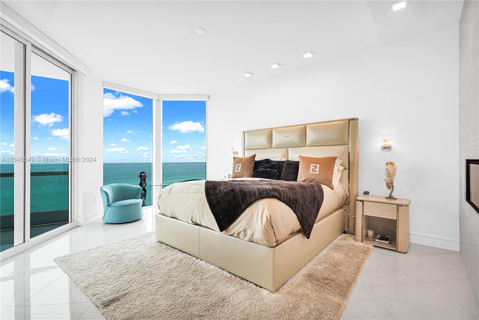 TURNBERRY OCEAN COLONY - Residential