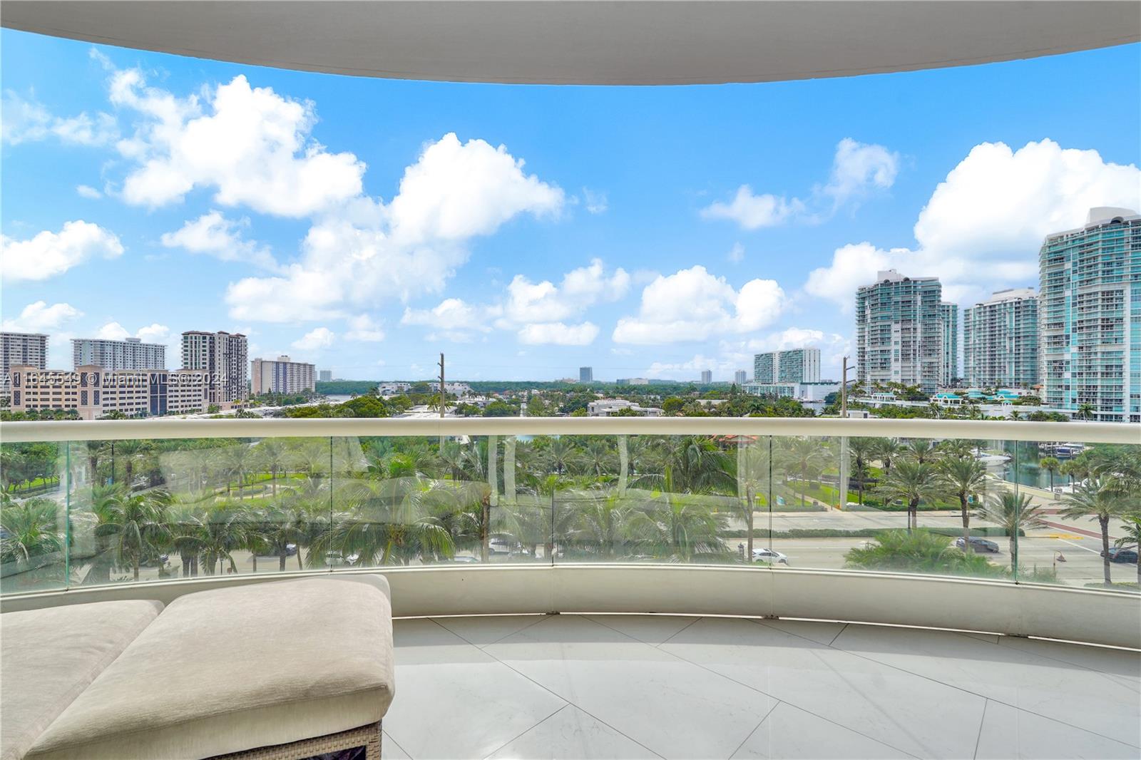 TURNBERRY OCEAN COLONY - Residential