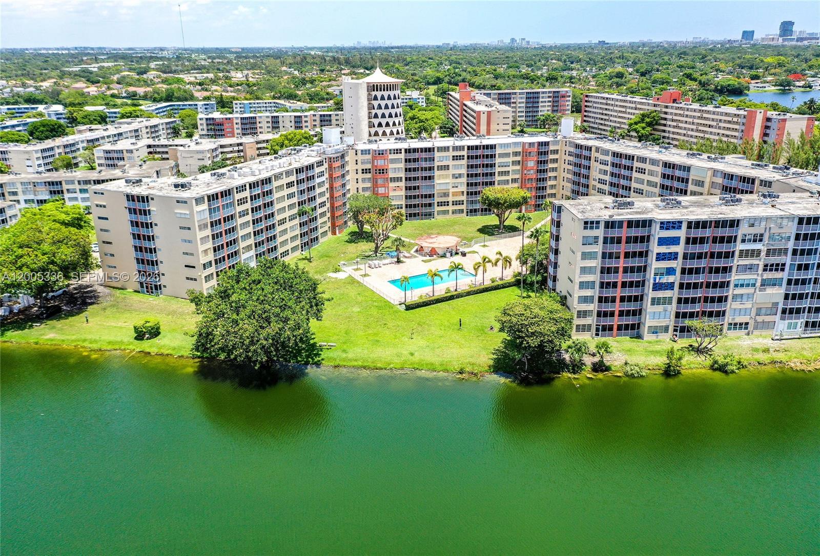 JADE WINDS GROUP-DAISY GA - Residential