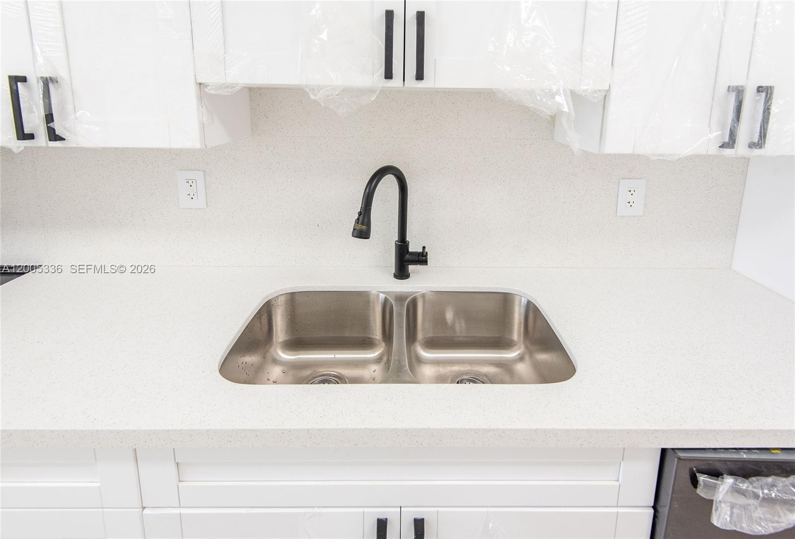 JADE WINDS GROUP-DAISY GA - Residential