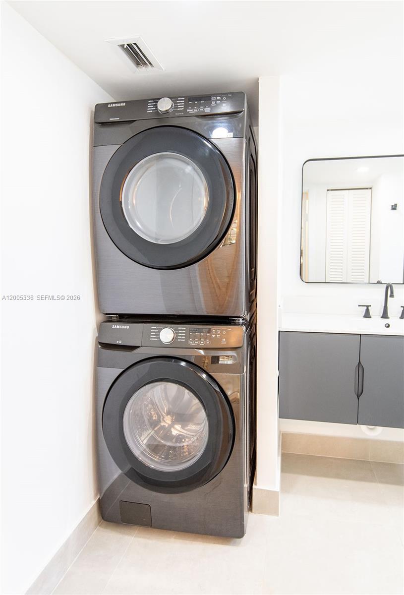 JADE WINDS GROUP-DAISY GA - Residential