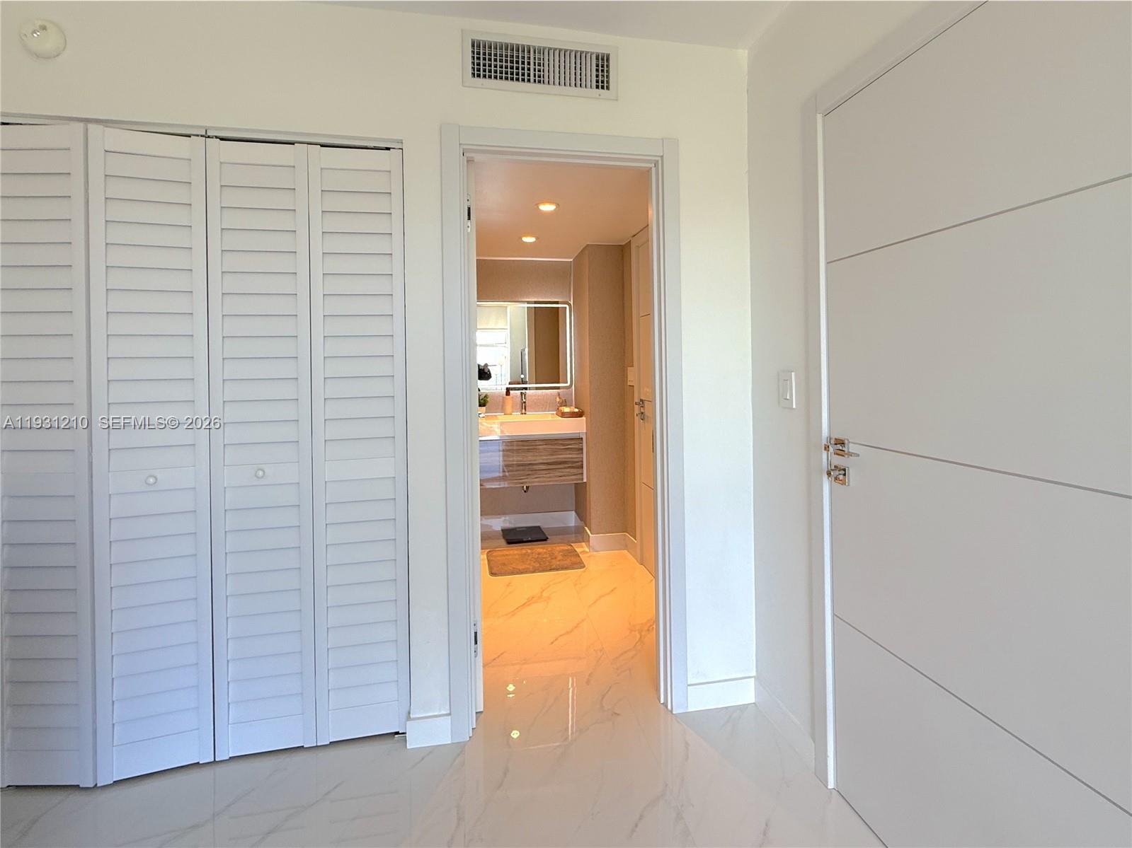 CORONADO CONDO- TOWER II - Residential