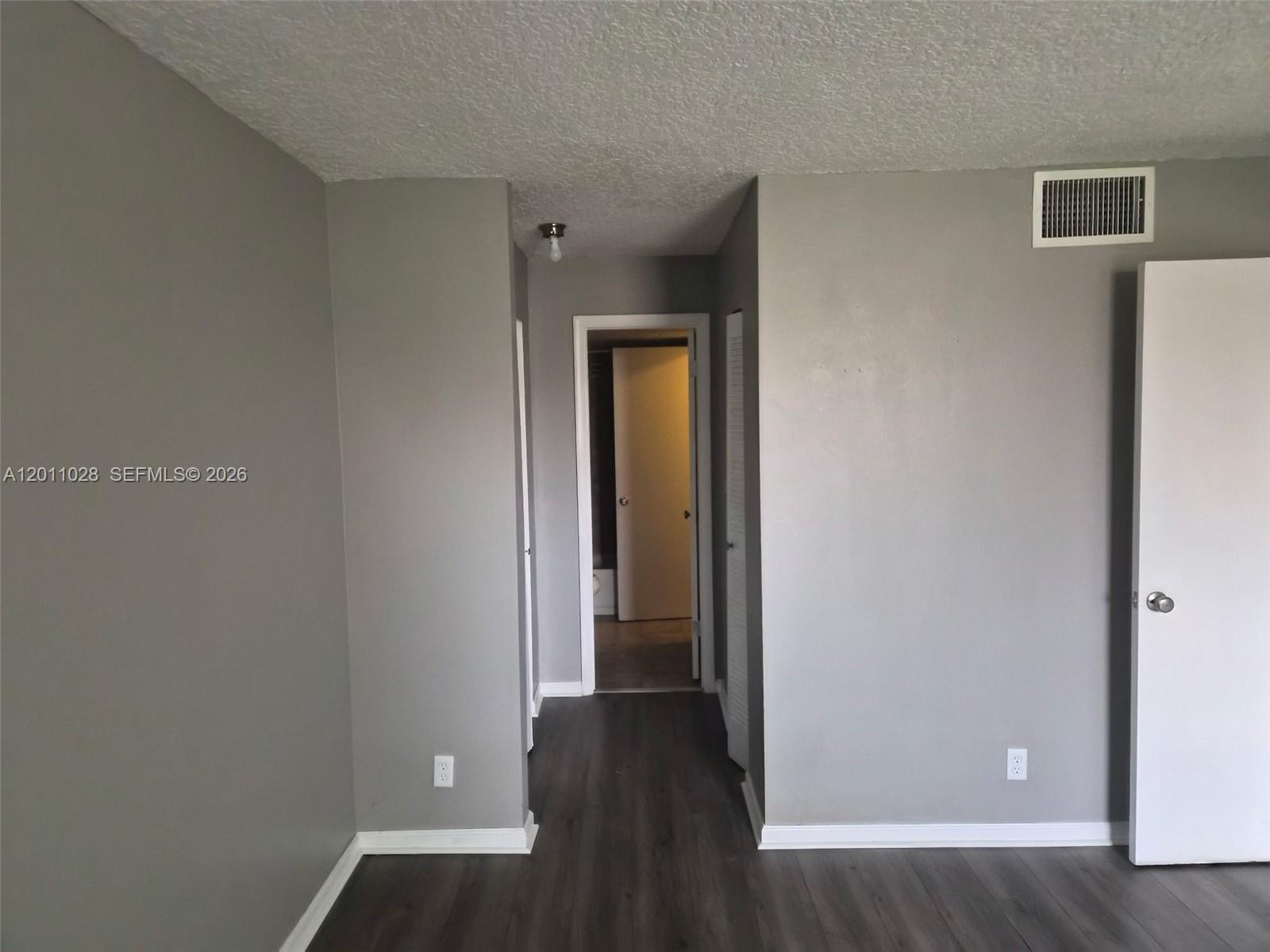 COUNTRY PINES CONDO - Residential
