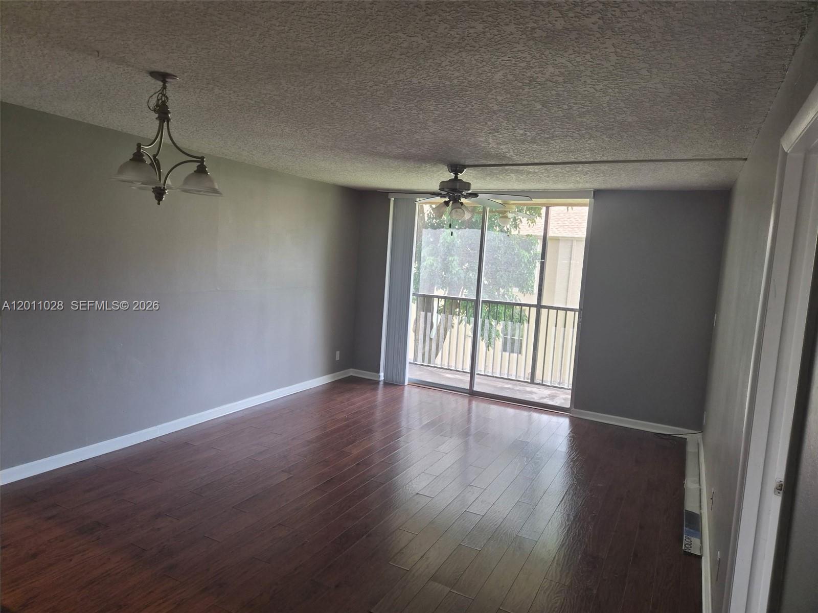 COUNTRY PINES CONDO - Residential