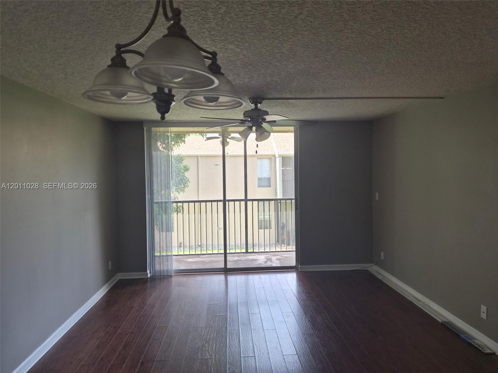 COUNTRY PINES CONDO - Residential