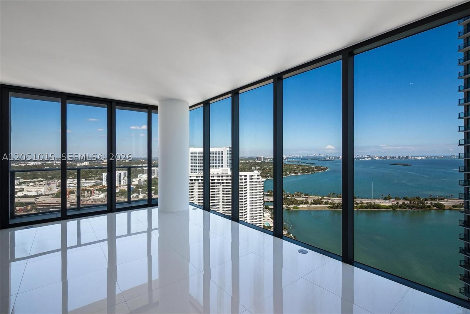 PARAISO BAY CONDO - Residential Lease