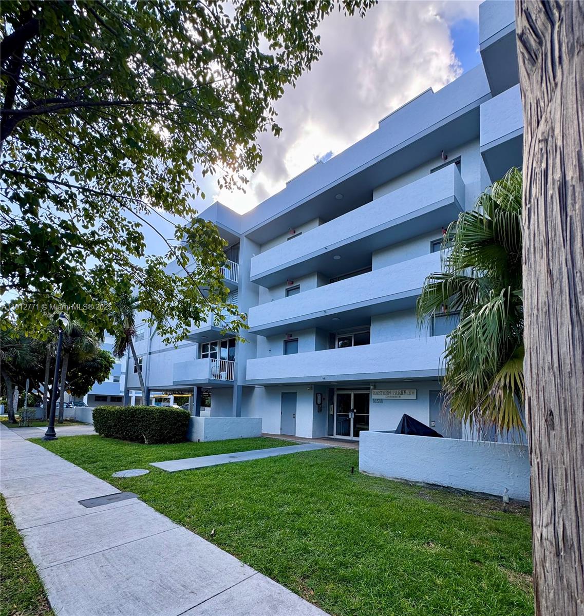 EASTERN PARKVIEW CONDO - Residential