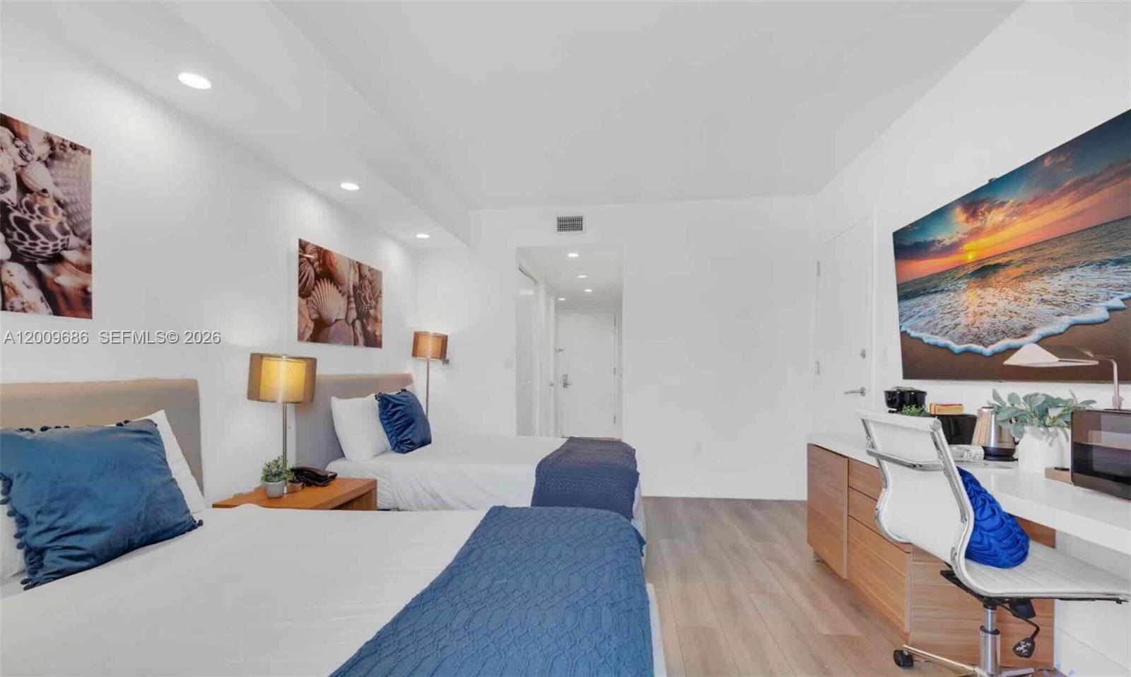 BEACHWALK CONDOMINIUM - Residential