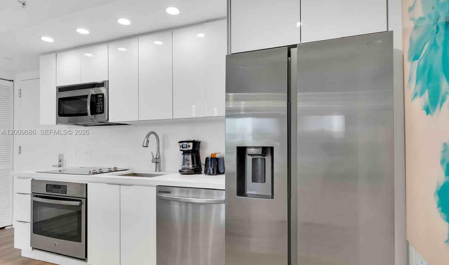BEACHWALK CONDOMINIUM - Residential