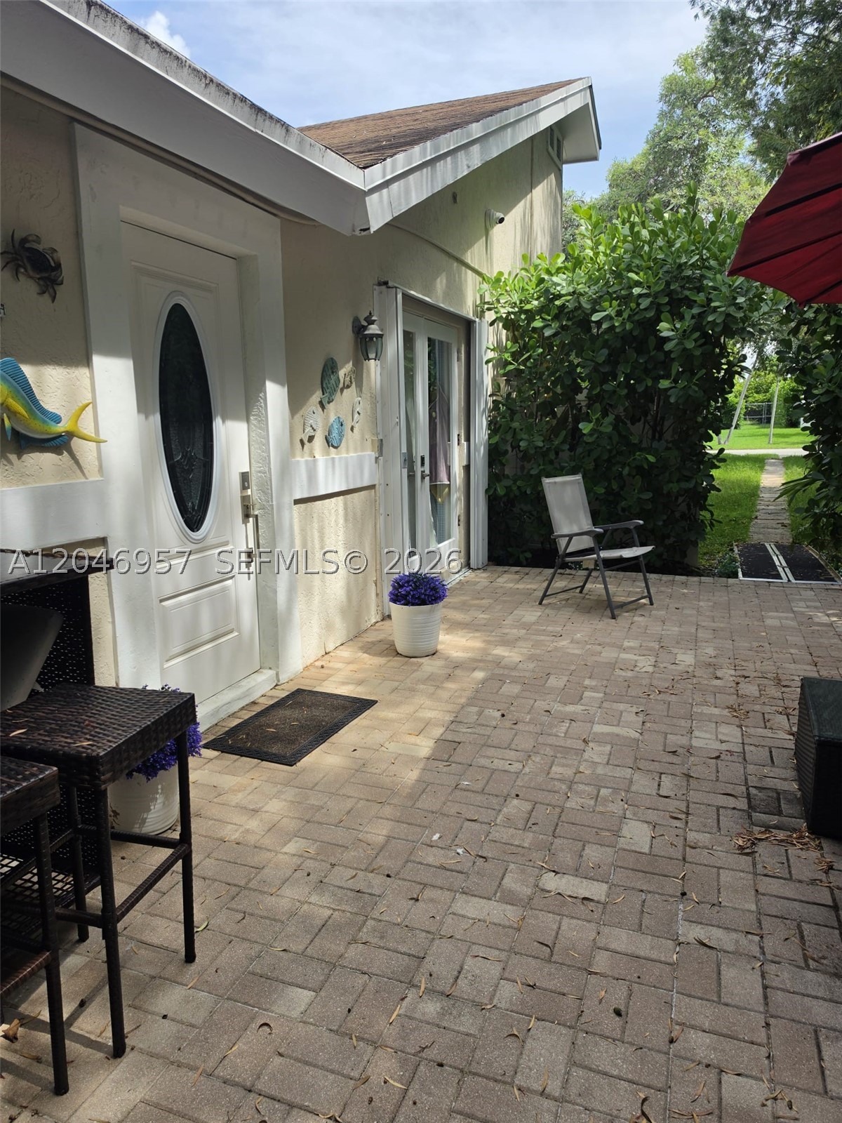 SHADY LANE - Residential Lease