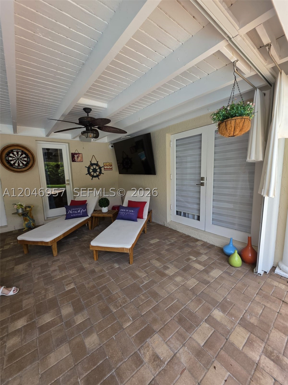 SHADY LANE - Residential Lease