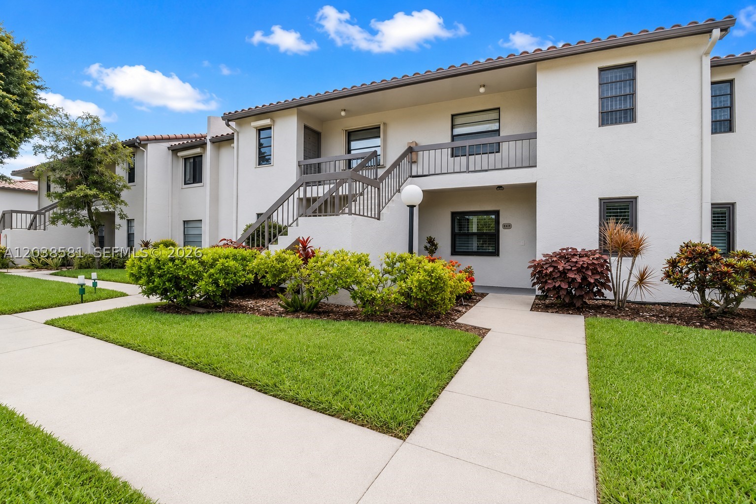 VISTAS OF BOCA LAGO CONDO - Residential