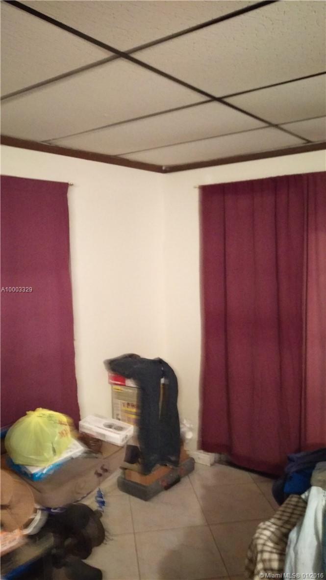1 56 39 6 56 40 - Residential