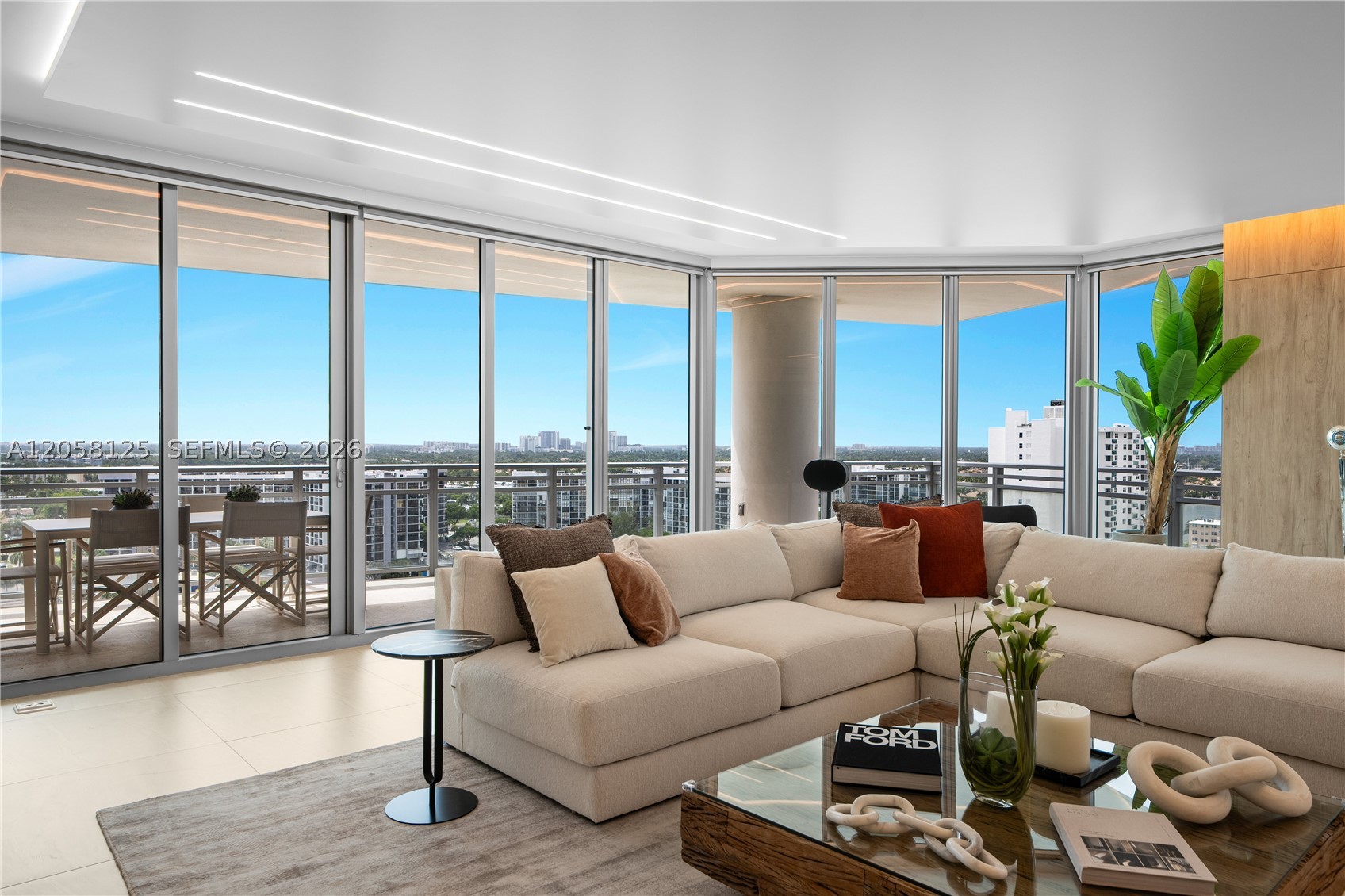 DIPLOMAT OCEANFRONT RESID - Residential