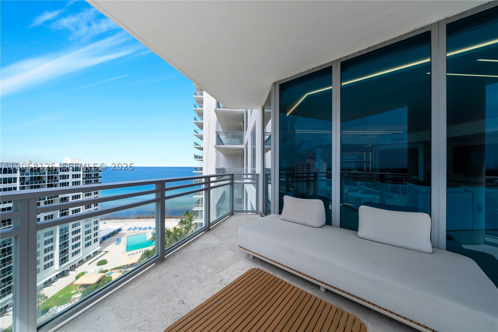 DIPLOMAT OCEANFRONT RESID - Residential