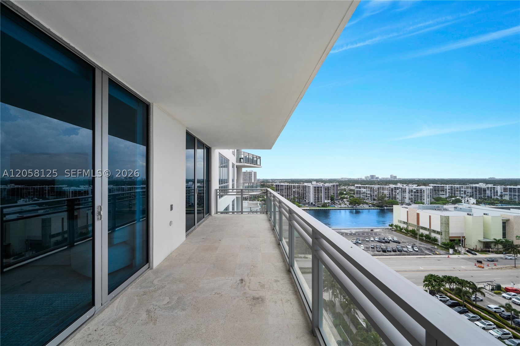 DIPLOMAT OCEANFRONT RESID - Residential