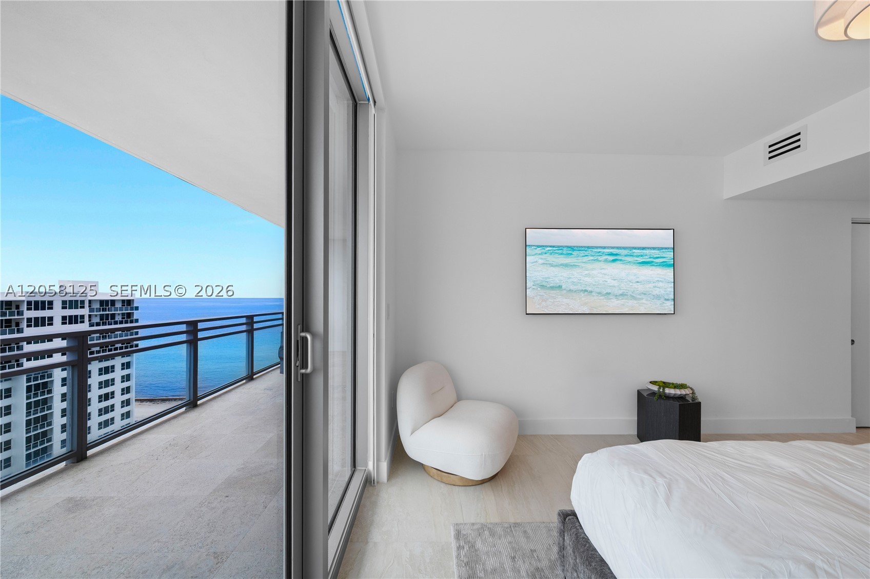 DIPLOMAT OCEANFRONT RESID - Residential