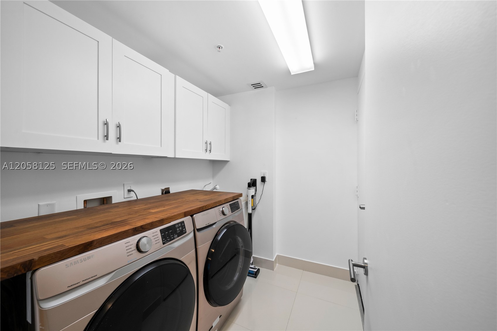 DIPLOMAT OCEANFRONT RESID - Residential