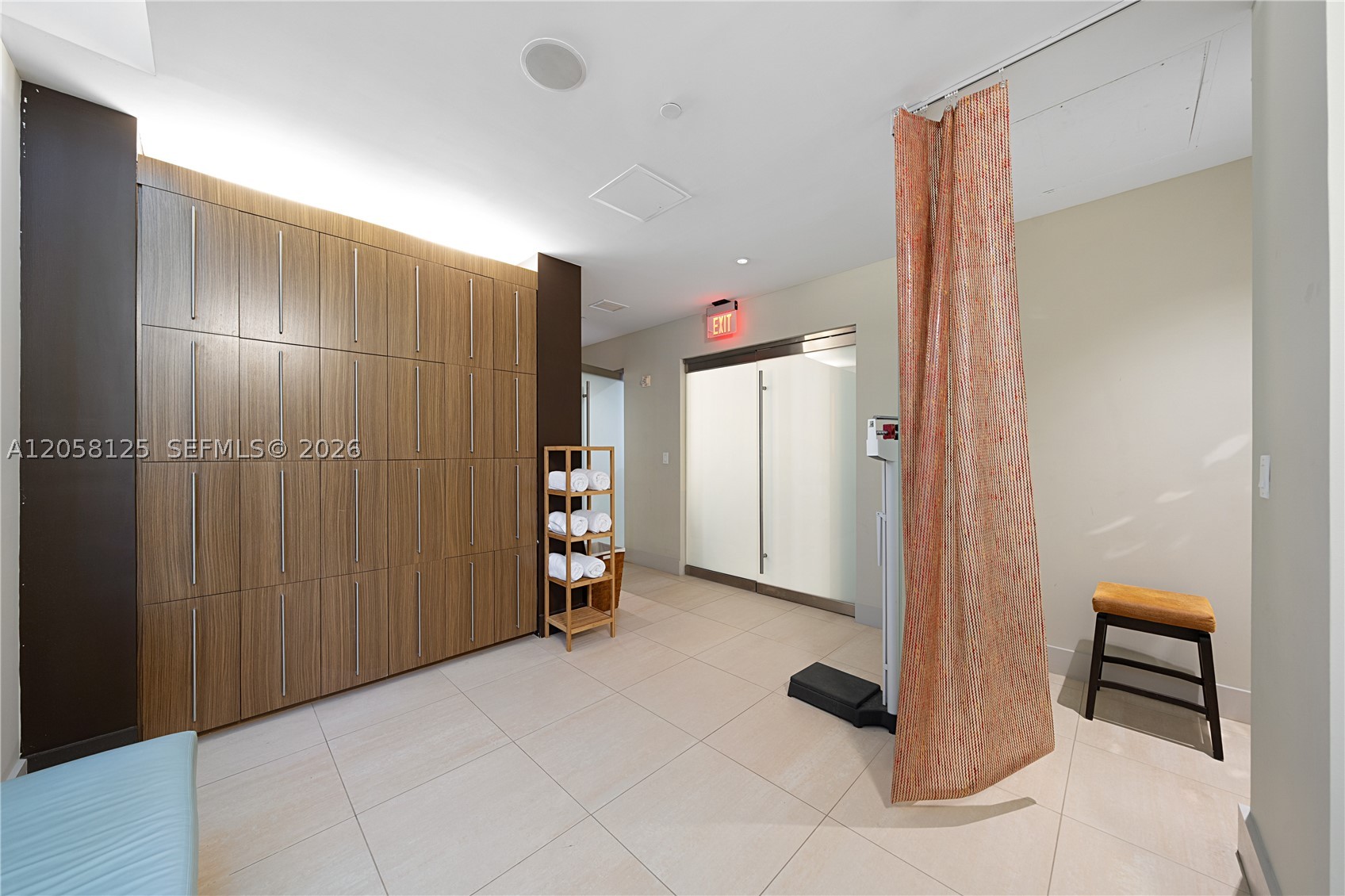 DIPLOMAT OCEANFRONT RESID - Residential