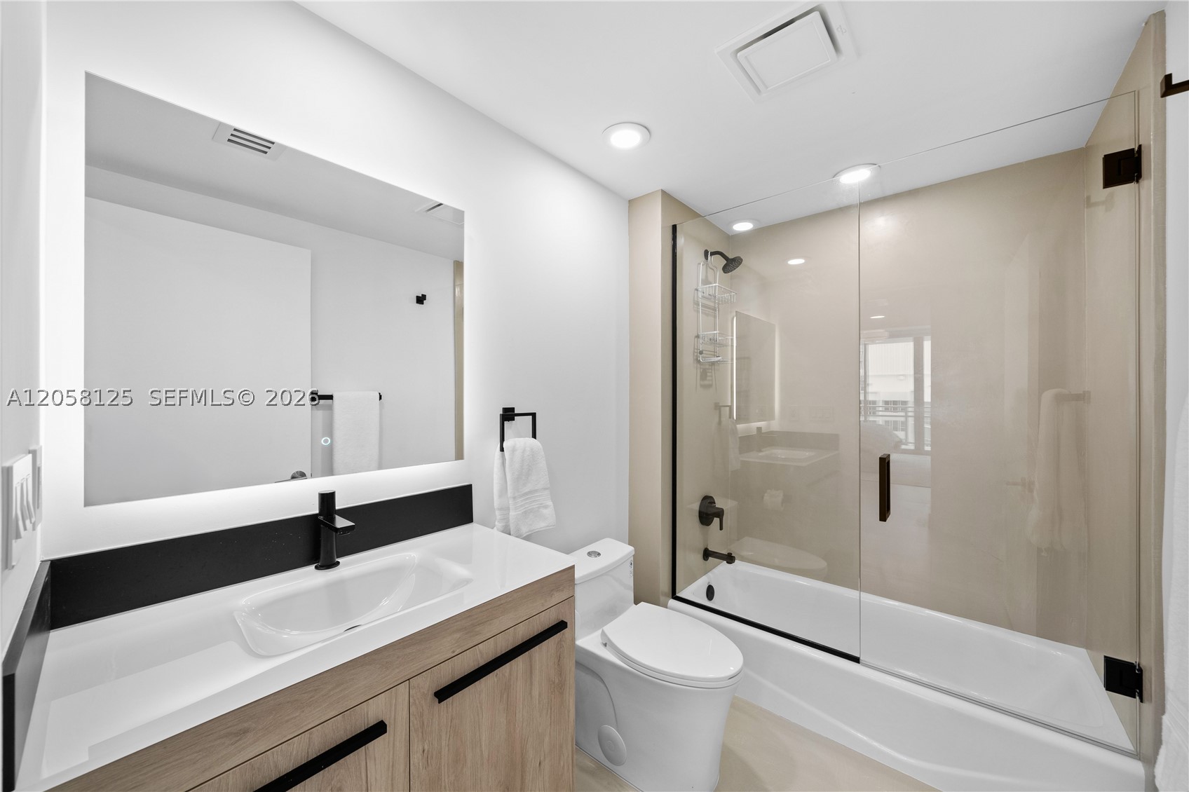 DIPLOMAT OCEANFRONT RESID - Residential