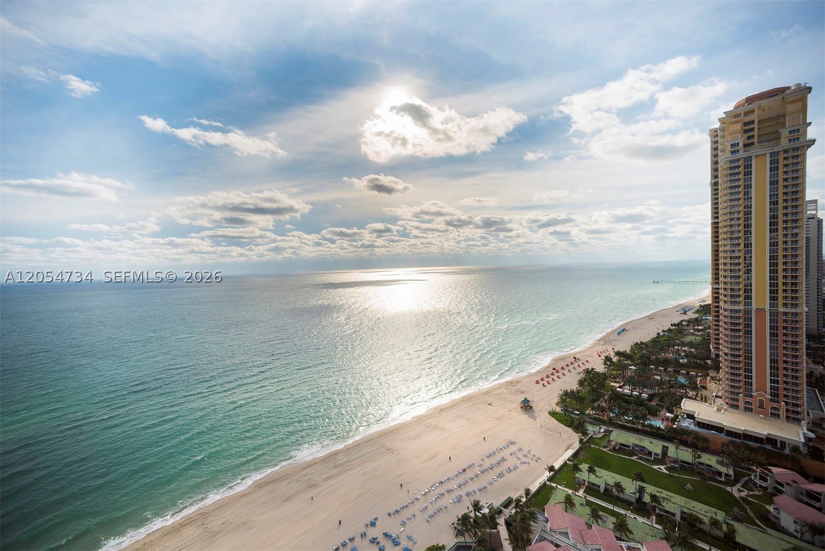 TRUMP INTERNATIONAL SONES - Residential