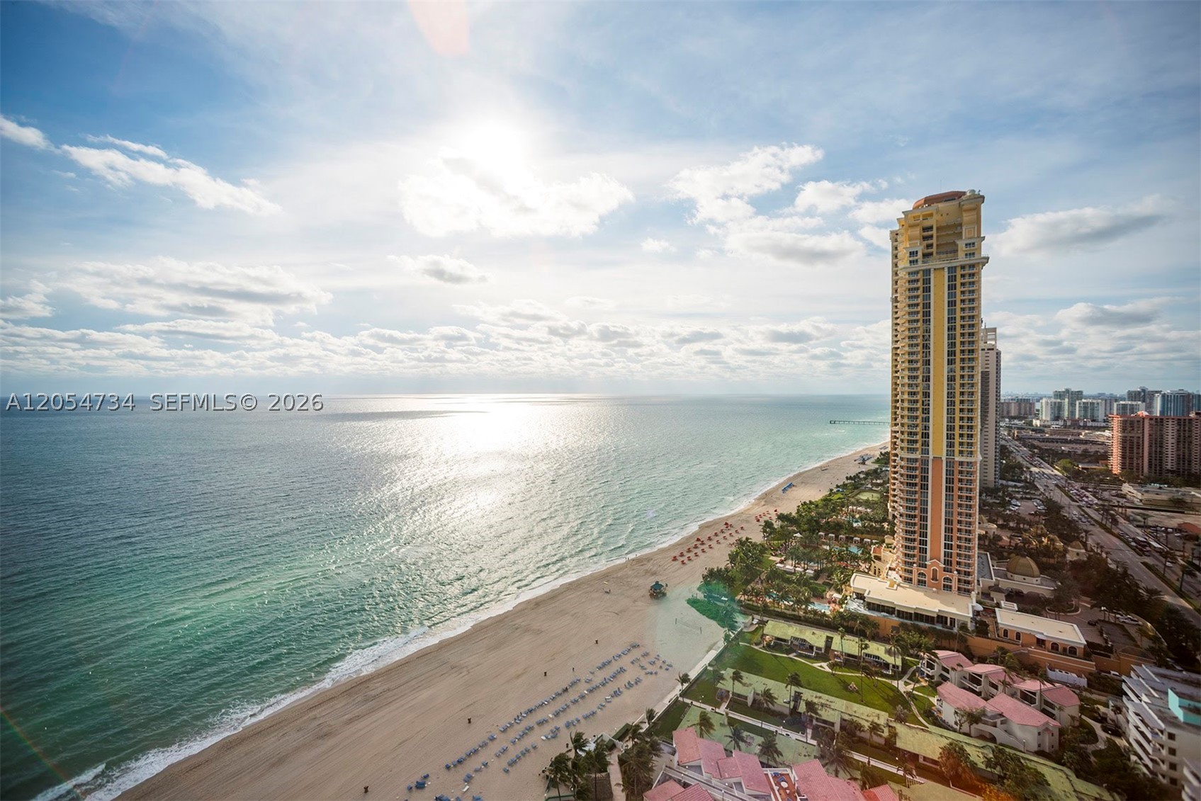 TRUMP INTERNATIONAL SONES - Residential