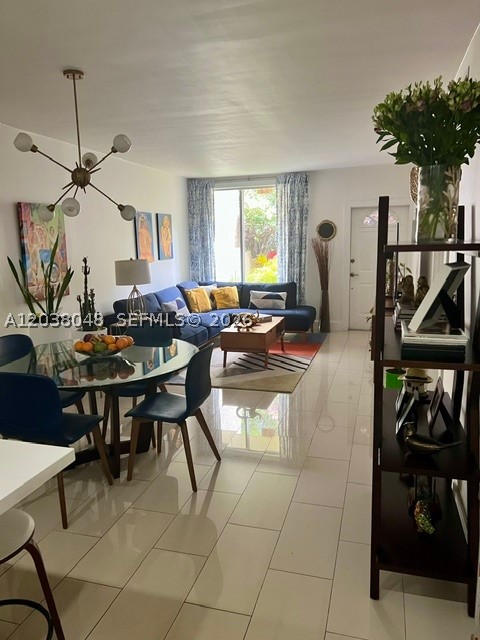 NORTHGATE TOWNHOUSE CONDO - Residential