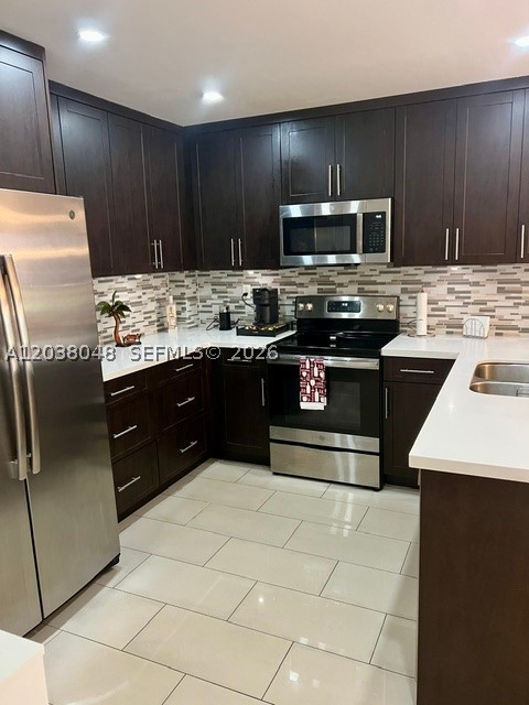 NORTHGATE TOWNHOUSE CONDO - Residential