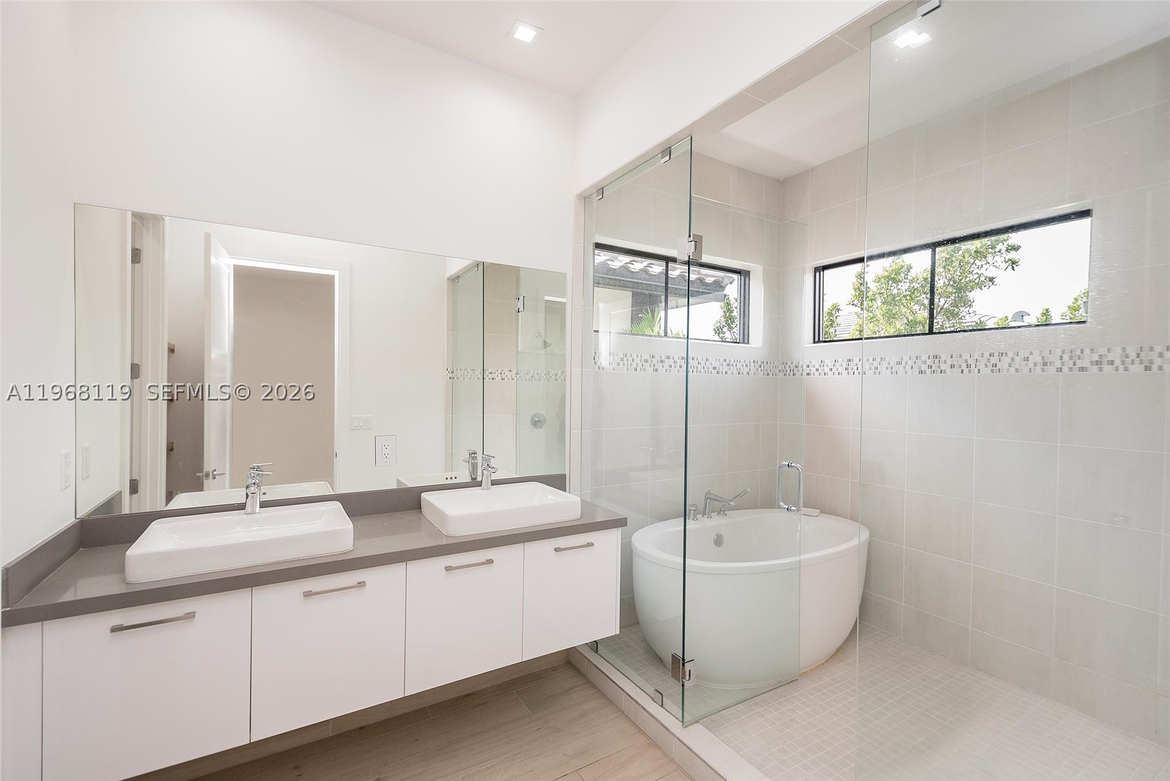 CANARIAS EAST - Residential