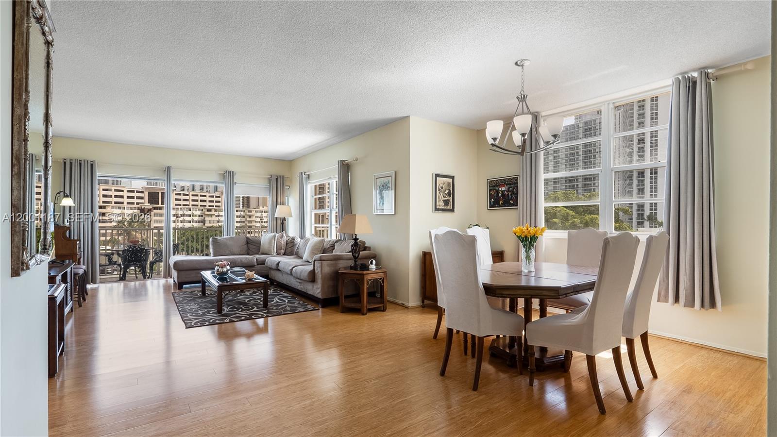 ARLEN HOUSE CONDO - Residential