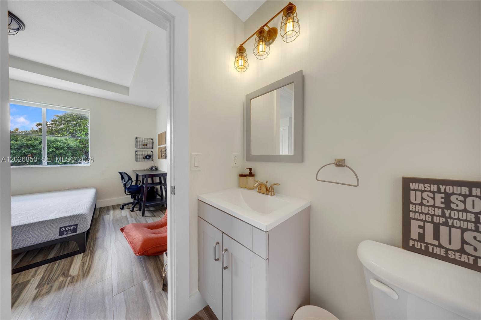 CENTURY PARK CONDO NO 2 - Residential Lease