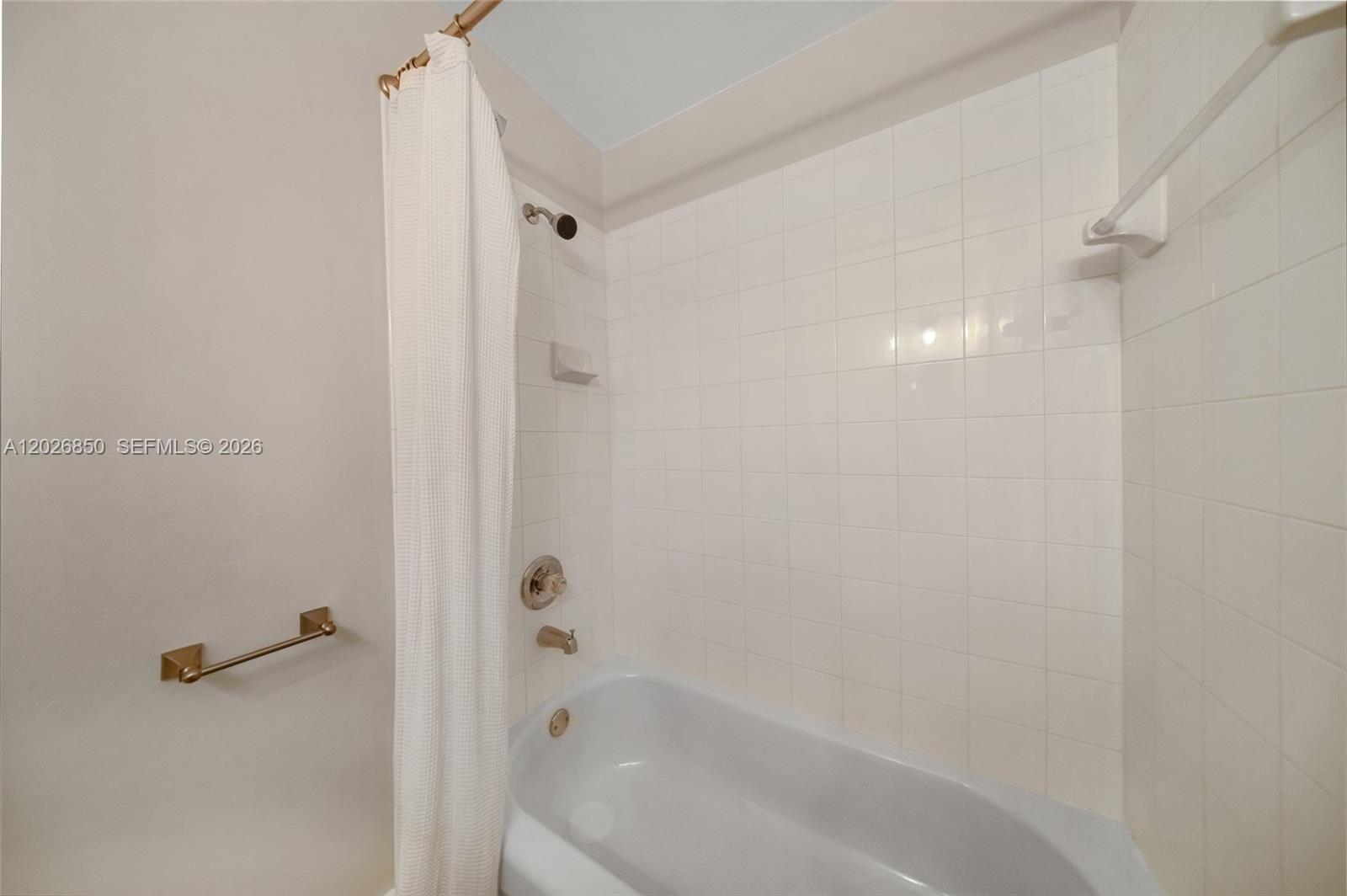 CENTURY PARK CONDO NO 2 - Residential Lease