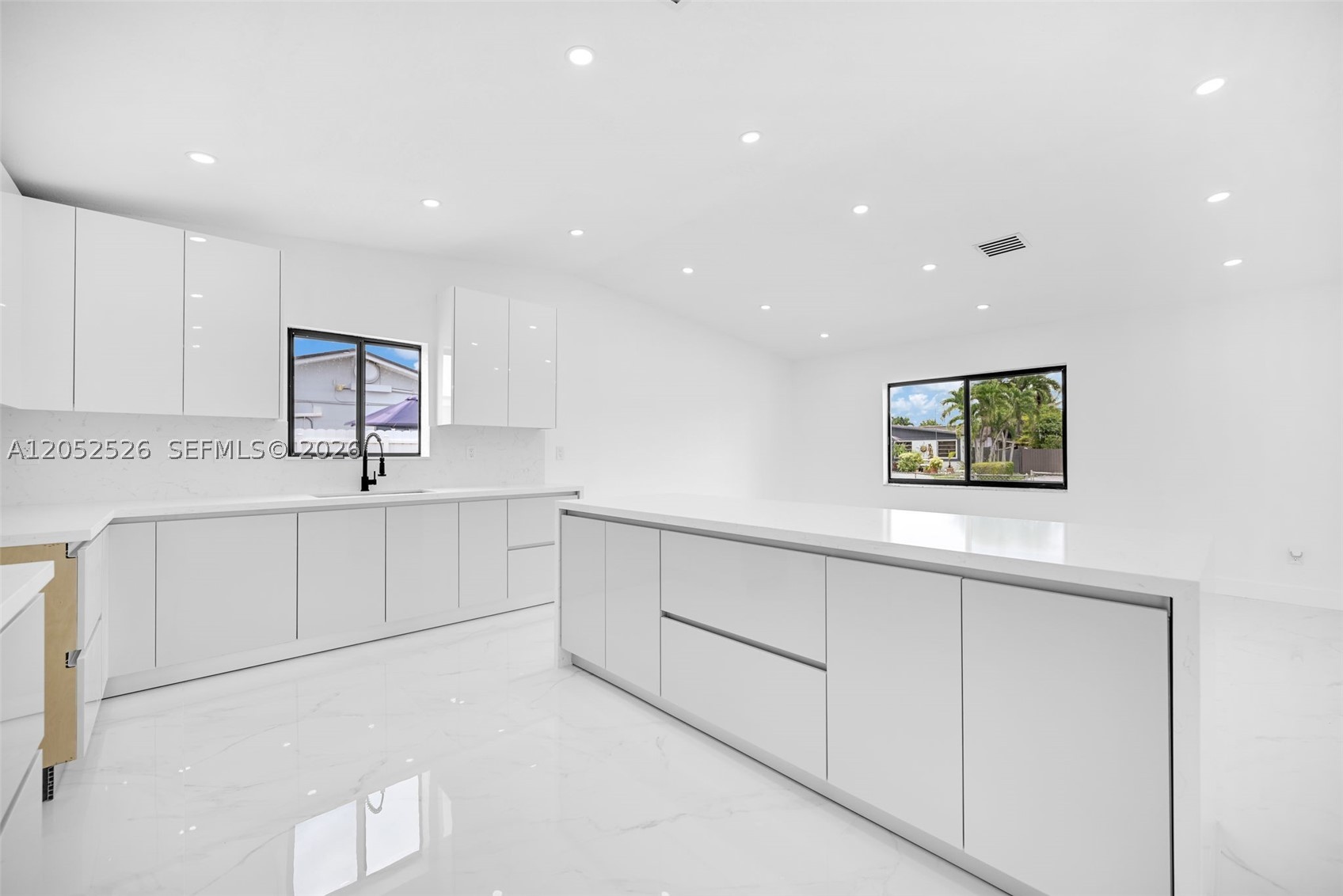 EUREKA MANOR SEC 1 - Residential