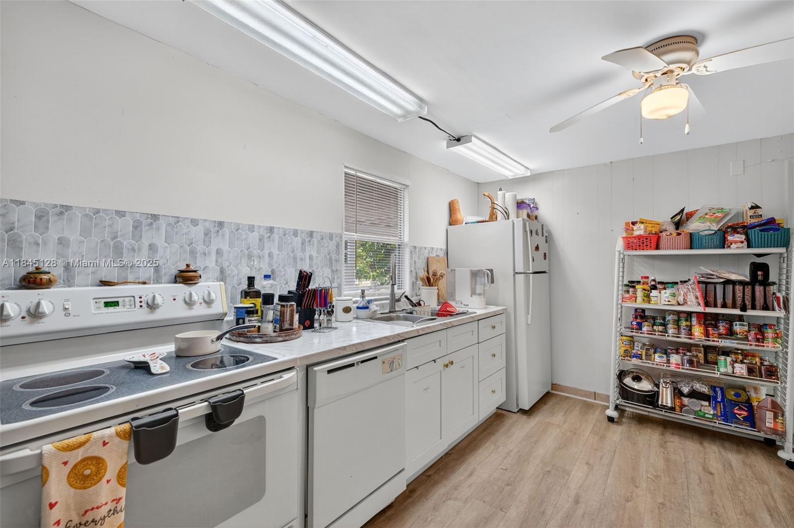 RAVENSWOOD NORTH - Residential