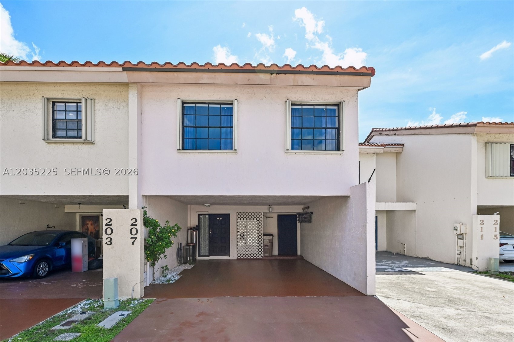 COQUINA LAKES - Residential