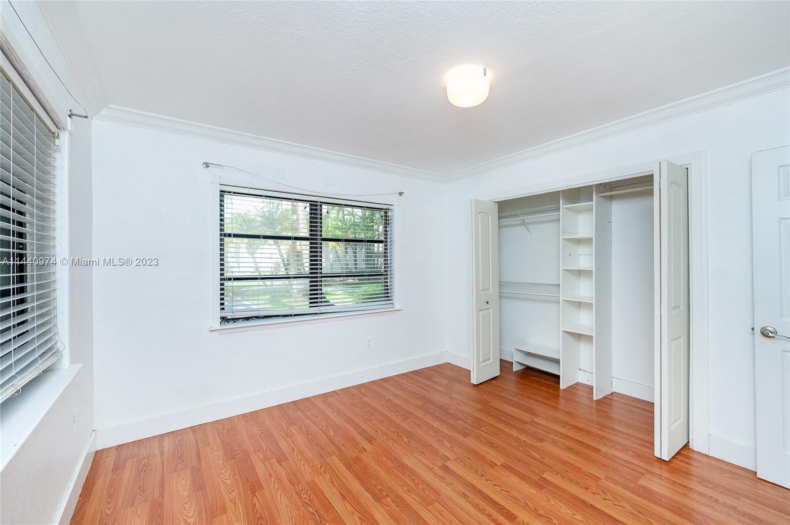 VENETIAN PALMS CONDO - Residential Lease