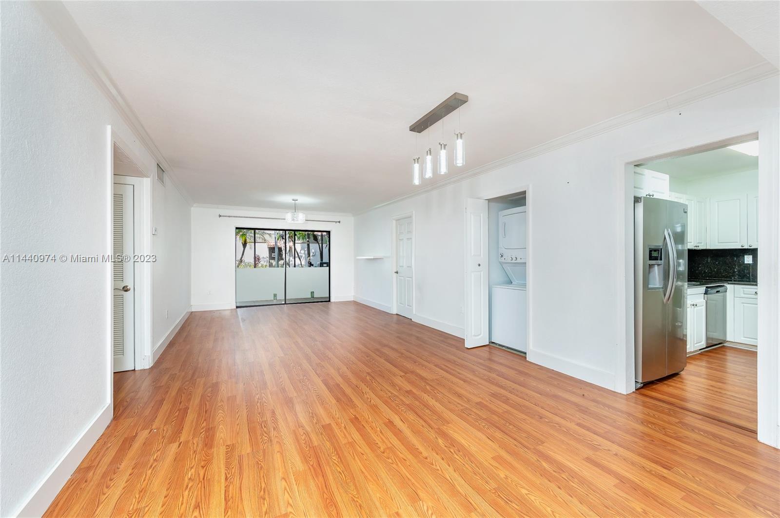 VENETIAN PALMS CONDO - Residential Lease