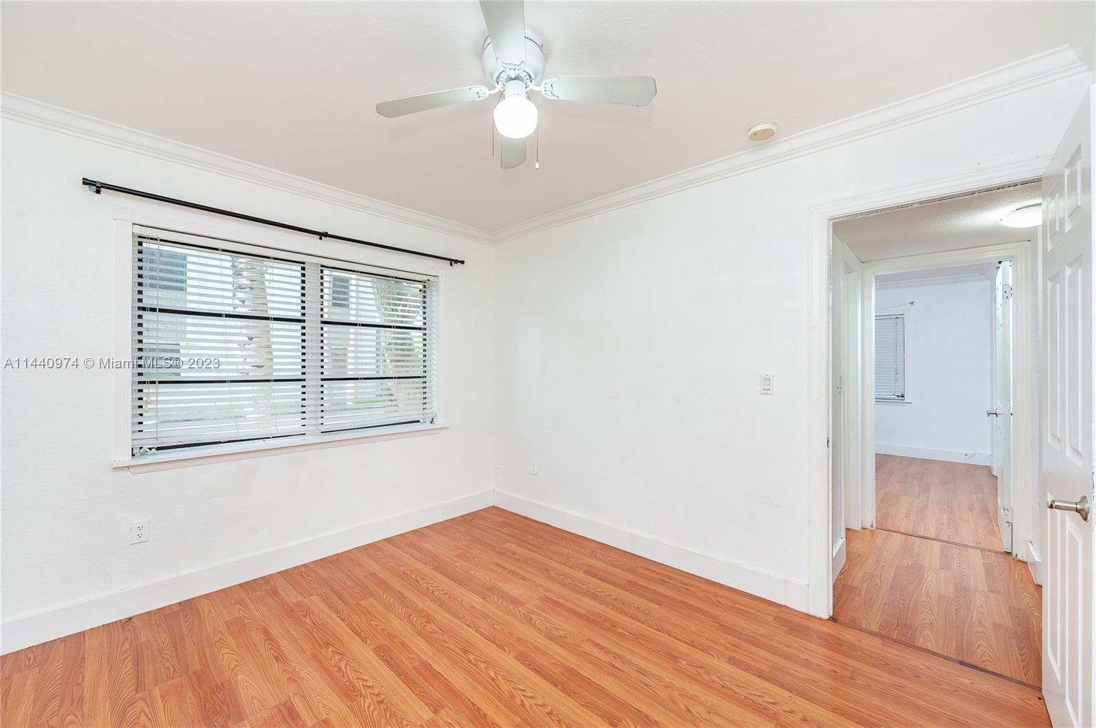 VENETIAN PALMS CONDO - Residential Lease